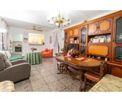 Casa en Venta en Albuñuelas, Granada