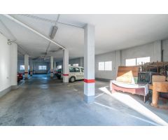 Local con 238m2 en centro de Guejar Sierra