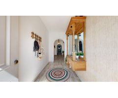 MAGNÍFICA CASA DE DISEÑO EN SANTIPONCE