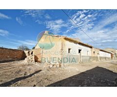 Casa a reformar en venta en La Pinilla