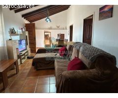 CASA DE CAMPO REFORMADA CON PARCELA Y BUENAS VISTAS