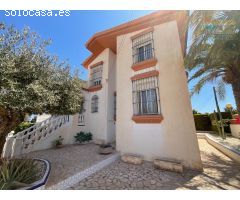 EXCLUSIVO CHALET EN BOLNUEVO CON GRAN PARCELA Y PISCINA PRIVADA