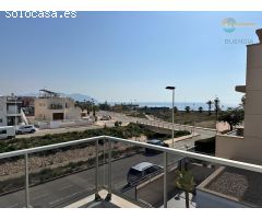 EXCLUSIVO  CHALET CON PISCINA PRIVADA Y VISTAS AL MAR EN EL ALAMILLO