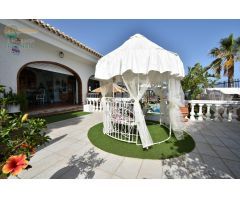FANTASTICO CHALET EXCLUSIVO CON AMPLIA PARCELA Y VISTAS AL MAR