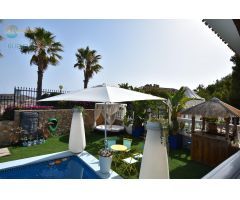 FANTASTICO CHALET EXCLUSIVO CON AMPLIA PARCELA Y VISTAS AL MAR