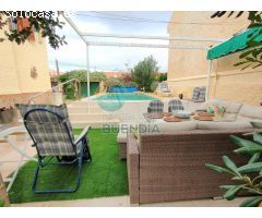 ???? VIVIENDA DEL MES – DÚPLEX EN ESQUINA CON PISCINA PRIVADA A PASOS DE LA PLAYA DE LA ISLA ????