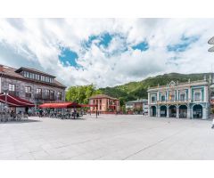 Casa en venta en el centro neurálgico de Pola de Laviana
