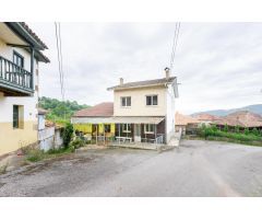 Casa adosada en venta en PERLAVÍA (Oviedo)