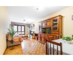 PISO EN VENTA EN EL CENTRO DE VEGADEO