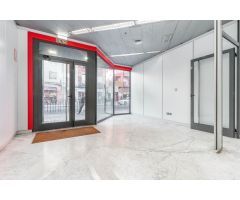 ¡EXCELENTE OPORTUNIDAD EN TEATINOS-LOS PRADOS! LOCAL INSTALADO EN ZONA DE ALTO TRÁNSITO