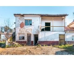 CASA PARA REHABILITAR EN COLLADO SIERO