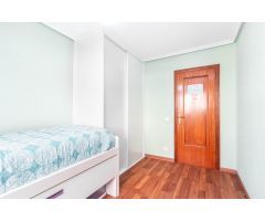 AMPLIA VIVIENDA EN EL CENTRO DE LUANCO, !OPORTUNIDAD UNICA!