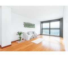 Piso de 2 habitaciones con vistas espectaculares en Residencial Montenuño, Oviedo