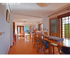 PRECIOSO CHALET CON VISTAS AL MAR EN LA ZONA DE LA CUMBRE. REF. 5154