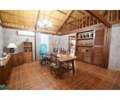 ESPECTACULAR CHALET CON PISCINA Y MOBIL HOME. REF 1142