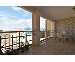 APARTAMENTO CON GRAN TERRAZA A UNOS METROS DE LA PLAYA - REF 1664