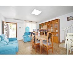 DÚPLEX DE 4 DORMITORIOS EN BAHÍA - REF 274