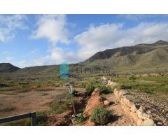 TERRENO RUSTICO CON CASA PARA REFORMAR REF. 208