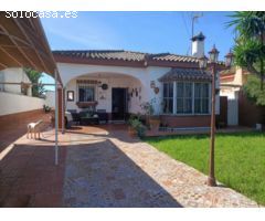 VENTA DE CHALET URBANO EN LOS GALLOS