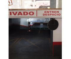 Garajes / Plazas de Parking en venta en calle Pintor Cabrera 12 Precios entre 45.000 y 55.000 €