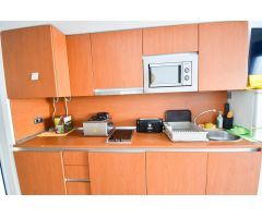 Bonito apartamento situado en Benalmádena en segunda línea de playa.