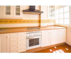 SE VENDE  DUPLEX 4 DORMITORIOS EN PLENO CENTRO FUENGIROLA