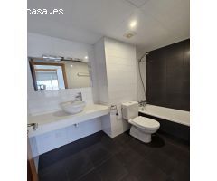 Atico en Riviera del Sol con 50 m2 de terraza y vistas al mar.