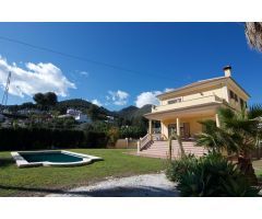 Espectacular Villa Independiente en Alhaurín de la Torre - Málaga