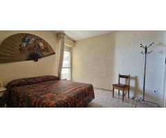APARTAMENTO DE 3 DORMITORIOS EN PRIMERA LINEA DE PLAYA EN TORREVIEJA.