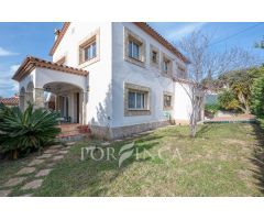 Casa en Venta en Santa Cristina dAro, Girona