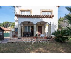 Casa en Venta en Santa Cristina dAro, Girona