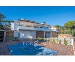 Villa en Venta en Platja dAro, Girona