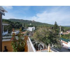 Villa en Venta en Santa Cristina dAro, Girona