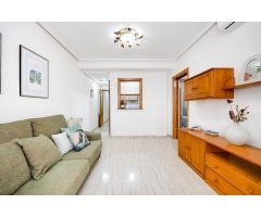 APARTAMENTO DE 2 DORMITORIOS A 100M DE LA PLAYA Y GARAJE INCLUIDO