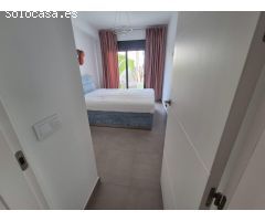 CHALET INDEPENDIENTE DE 3 DORMITORIOS CON PISCINA PROPIA EN PILAR DE LA HORADADA