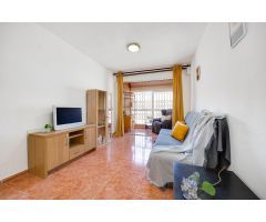 APARTAMENTO DE 2 DORMITORIOS CON PISCINA COMUNITARIA Y A 300M DE LA PLAYA