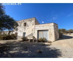 Se vende cortijo con espectaculares vistas