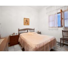 Se vende casa inmensa con amplio terreno urbano