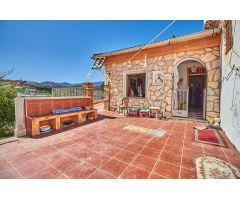 ¡Oportunidad única! Dos casas unidas en Olula del Río, Almería