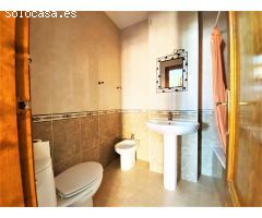 ¡Increíble oportunidad de alquiler! Hermoso piso con dos habitaciones y un baño.