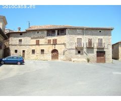 Casas en Azcona