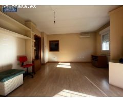 Se vende piso de 3 dormitorios con plaza de garaje en pleno centro de Guadalajara.