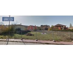 INMOBILIARIA ARBETETA PONE EN VENTA TERRENO EN SIGÜENZA