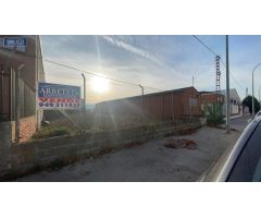 Agencia Inmobiliaria Arbeteta, VENDE PARCELA DE 1347 M2 CON NAVE.