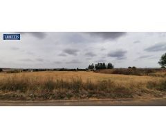 INMOBILIARIA ARBETETA PONE EN VENTA TERRENO URBANIZABLE EN HUMANES DE MOHERNANDO DE 6.903 m²