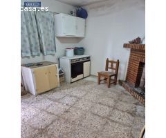 INMOBILIARIA ARBETETA VENDE CASA DE PUEBLO EN CARRASCOSA DE HENARES, GUADALAJARA.