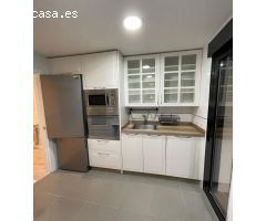 INMOBILIARIA ARBETETA ALQUILA PISO DE DOS DORMITORIOS EN EL BULEVAR DE CLARA CAMPOAMOR