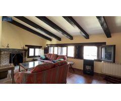 INMOBILIARIA ARBETETA VENDE CASA DE PUEBLO DE TRES DORMITORIOS EN PASTRANA