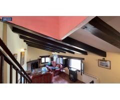 INMOBILIARIA ARBETETA VENDE CASA DE PUEBLO DE TRES DORMITORIOS EN PASTRANA