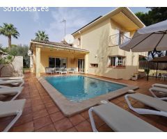 CHALET CON LICENCIA DE ALQUILER VACACIONAL